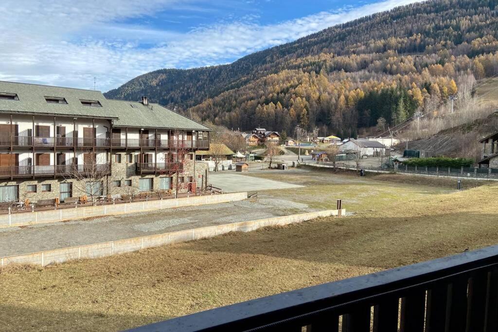 Tablà - confort ed eleganza a 100 mt dagli impianti Aprica Esterno foto